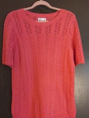 Croft & Barrow Coral Openwork Short Sleeve Sweater.